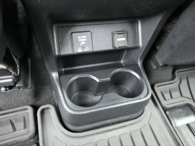 2024 Toyota Sienna Platinum