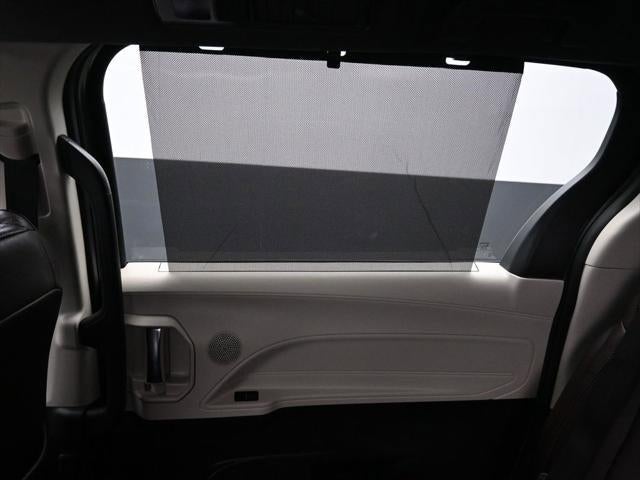 2024 Toyota Sienna Platinum