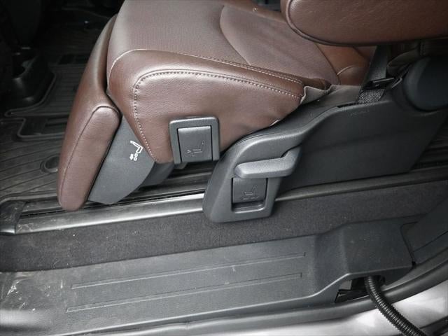 2024 Toyota Sienna Platinum