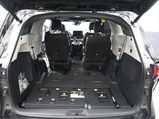 2024 Toyota Sienna Platinum