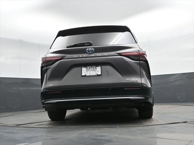 2024 Toyota Sienna Platinum