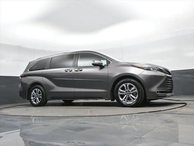 2024 Toyota Sienna Platinum