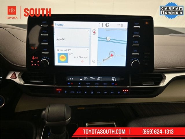 2024 Toyota Sienna Platinum