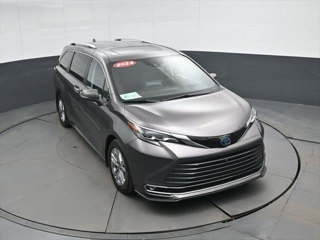 2024 Toyota Sienna Platinum
