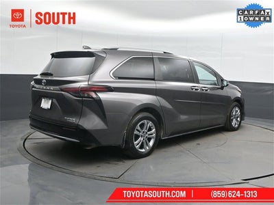 2024 Toyota Sienna Platinum