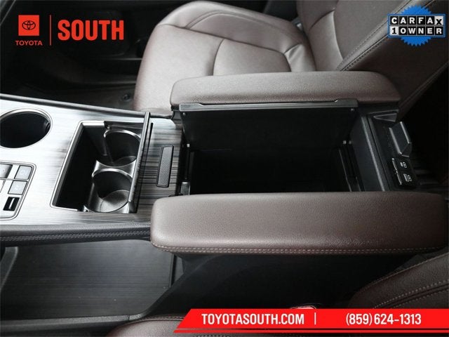 2024 Toyota Sienna Platinum