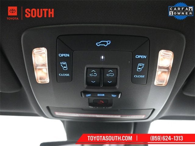 2024 Toyota Sienna Platinum