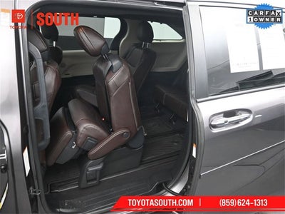 2024 Toyota Sienna Platinum