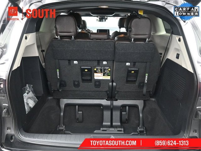 2024 Toyota Sienna Platinum