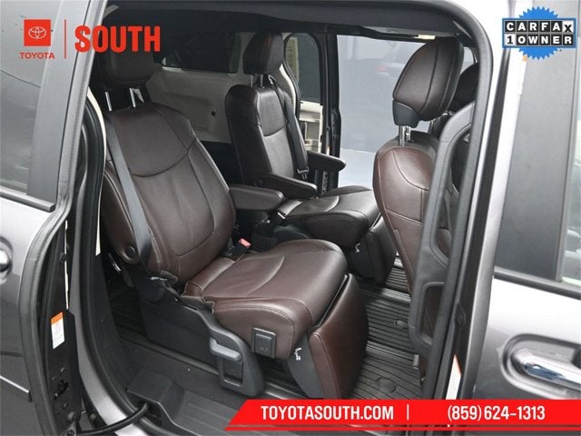 2024 Toyota Sienna Platinum