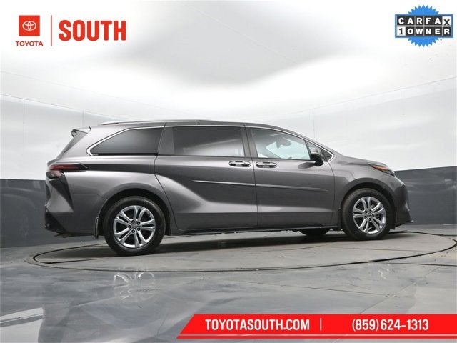 2024 Toyota Sienna Platinum
