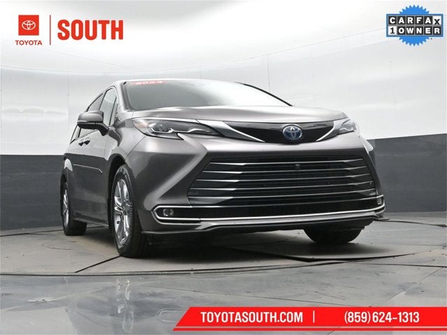 2024 Toyota Sienna Platinum