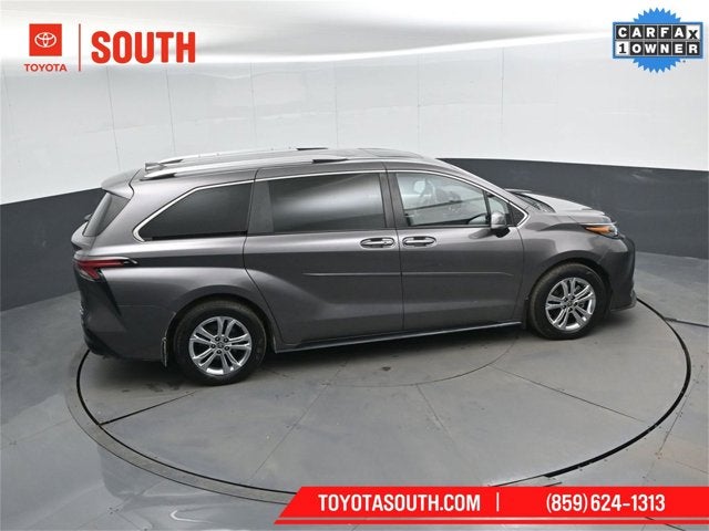 2024 Toyota Sienna Platinum