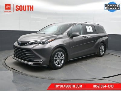 2024 Toyota Sienna Platinum