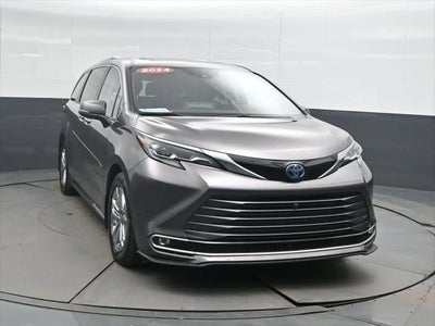 2024 Toyota Sienna Platinum