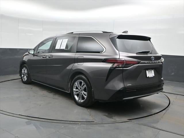 2024 Toyota Sienna Platinum