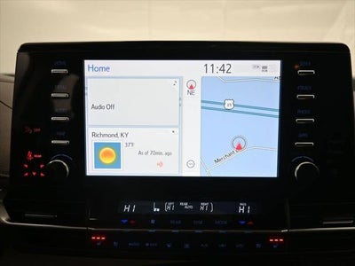 2024 Toyota Sienna Platinum