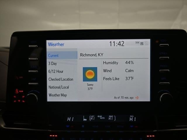 2024 Toyota Sienna Platinum