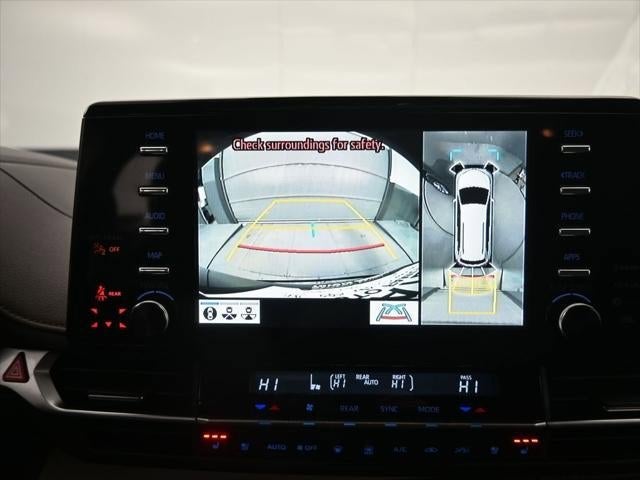 2024 Toyota Sienna Platinum