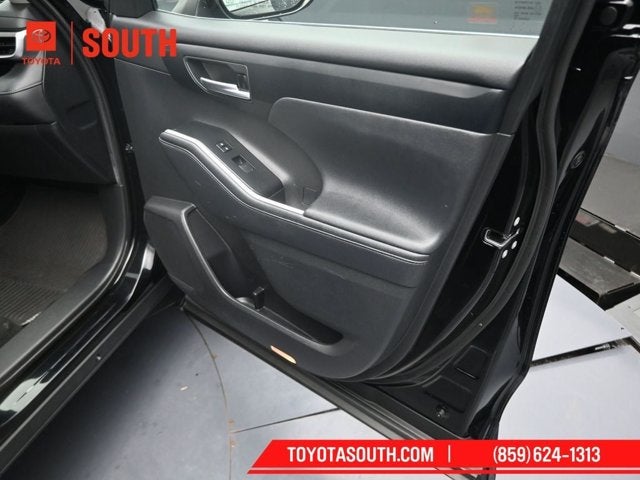 2020 Toyota Highlander Hybrid XLE