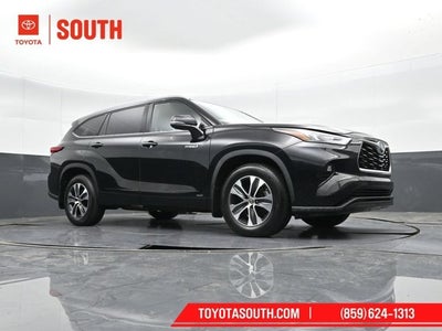 2020 Toyota Highlander Hybrid XLE