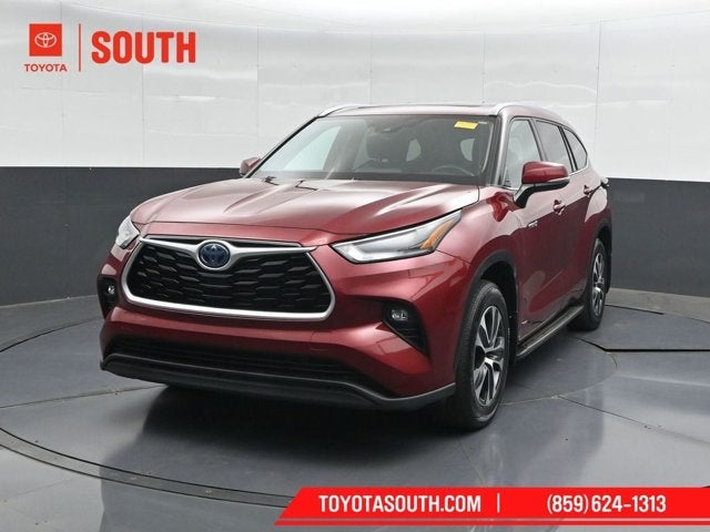 2021 Toyota Highlander Hybrid XLE