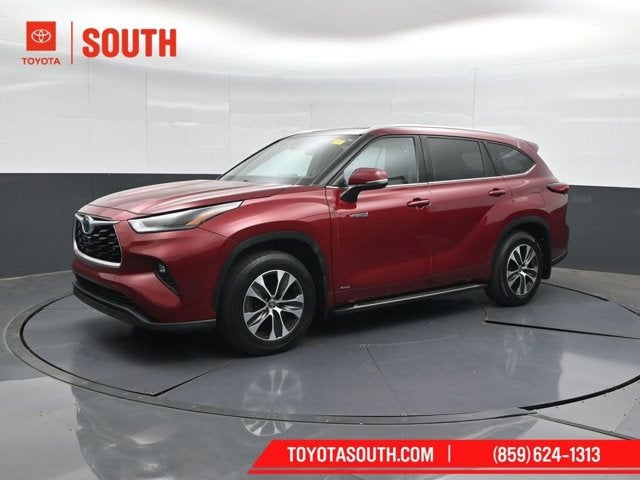 2021 Toyota Highlander Hybrid XLE