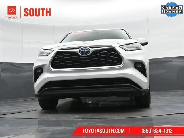 2022 Toyota Highlander Hybrid XLE