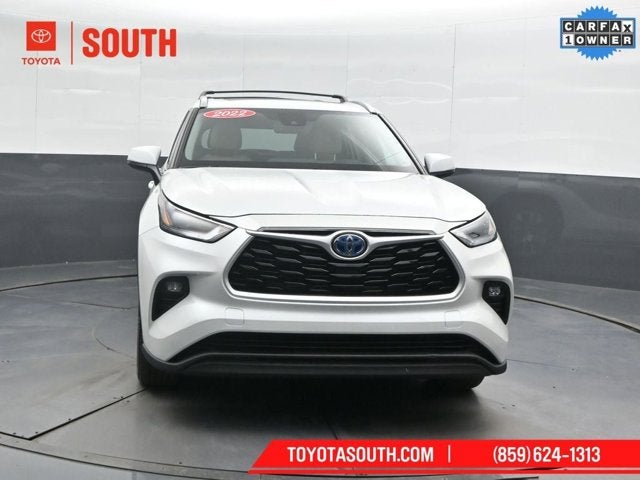 2022 Toyota Highlander Hybrid XLE