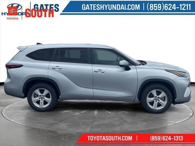 2025 Toyota Highlander XLE