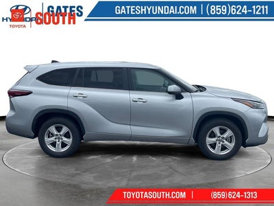 2025 Toyota Highlander XLE