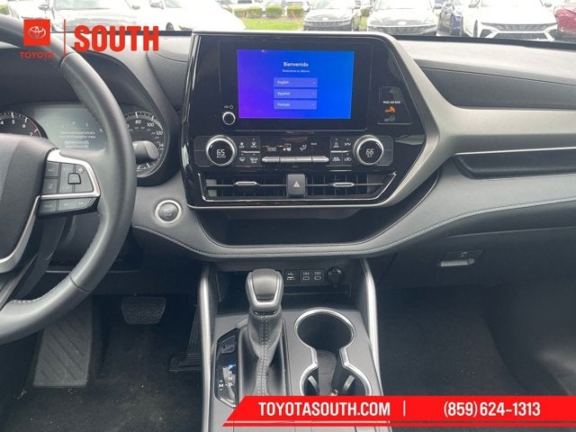 2025 Toyota Highlander XLE