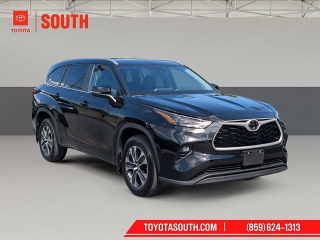 2025 Toyota Highlander XLE