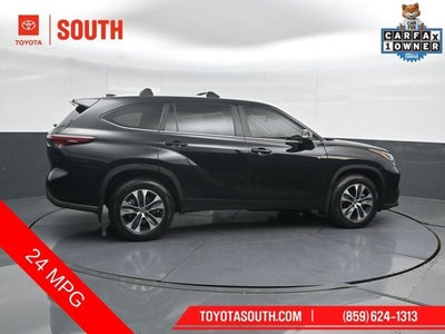 2024 Toyota Highlander XLE