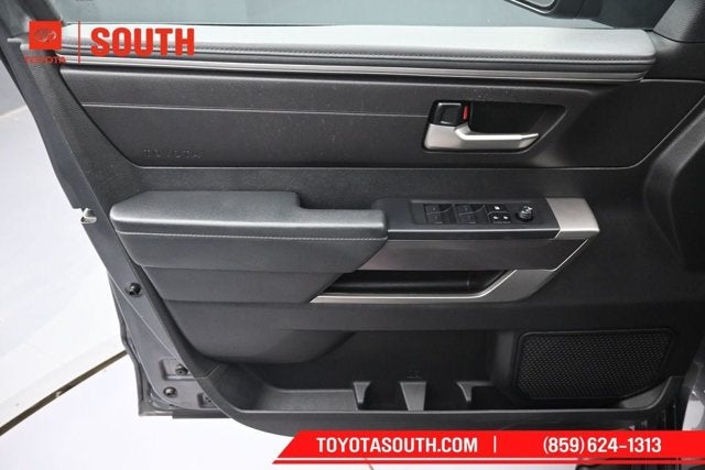 2023 Toyota Tundra 4WD SR5