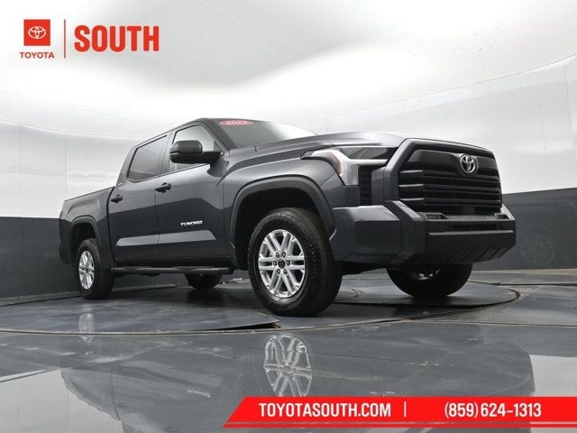 2023 Toyota Tundra 4WD SR5
