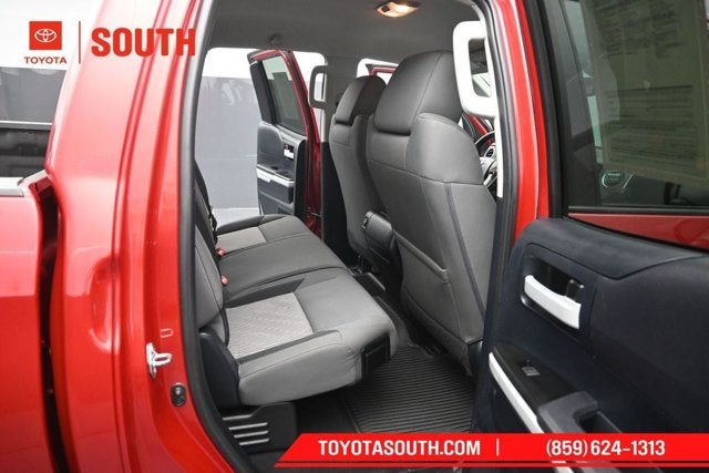 2014 Toyota Tundra 4WD Truck SR5