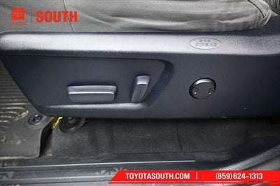 2014 Toyota Tundra 4WD Truck SR5