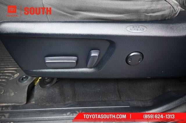 2014 Toyota Tundra 4WD Truck SR5