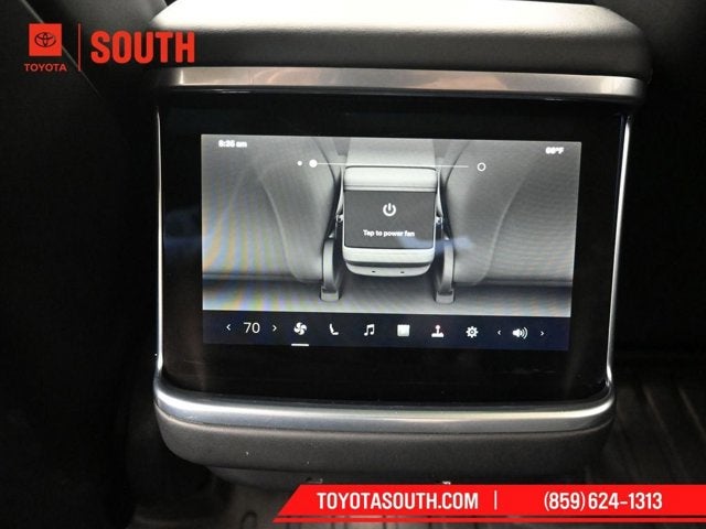 2022 Tesla Model S Base