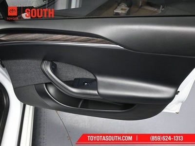 2022 Tesla Model S Base