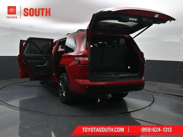 2023 Toyota Sequoia Capstone