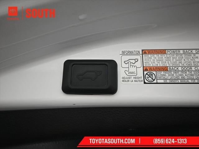 2018 Toyota RAV4 Hybrid XLE
