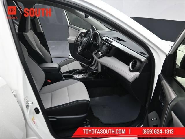 2018 Toyota RAV4 Hybrid XLE
