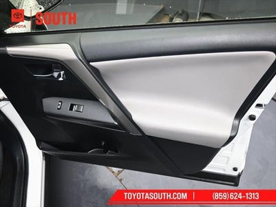 2018 Toyota RAV4 Hybrid XLE