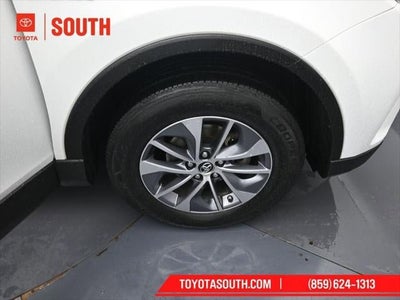 2018 Toyota RAV4 Hybrid XLE
