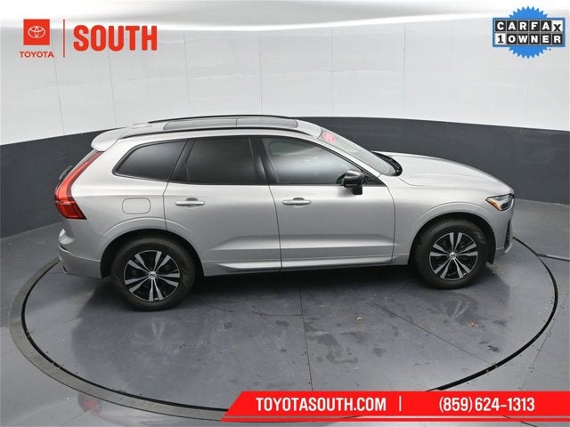 2024 Volvo XC60 Core Dark Theme