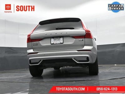 2024 Volvo XC60 Core Dark Theme