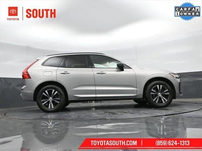 2024 Volvo XC60 Core Dark Theme